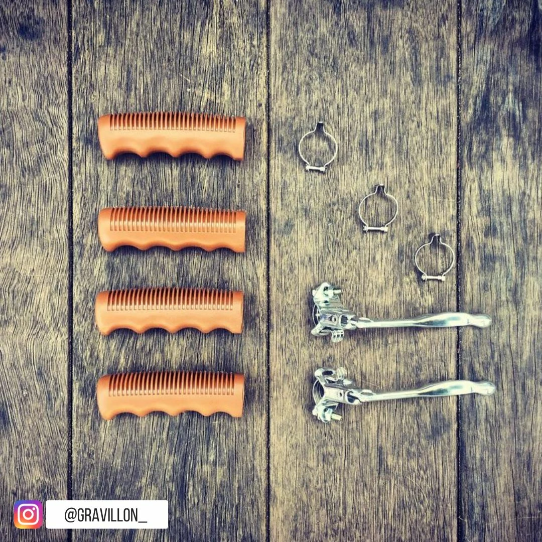 Brandless Poignées De Frein Vélo Classique Acier - La Paire 7 Brandless Poignées De Frein Vélo Classique Acier - La Paire – Image 5